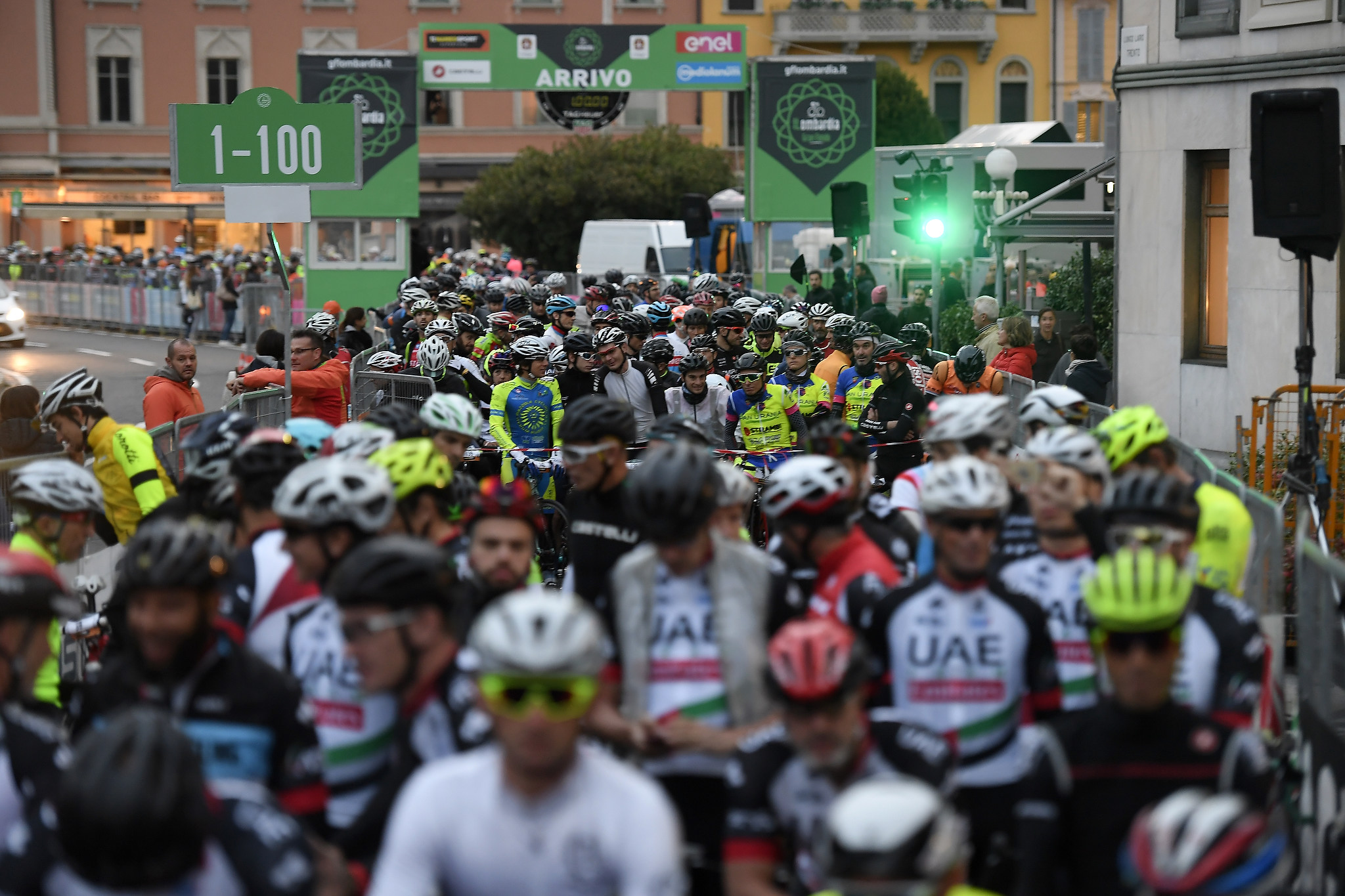 GF Lombardia 1400 amatori nella scia dei campioni Il Lombardia